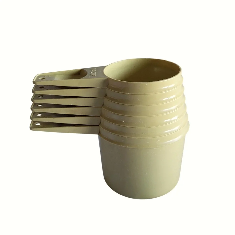 Vintage Set of 6 Tupperware Harvest Gold Nesting Measuring Cups Complete EUC